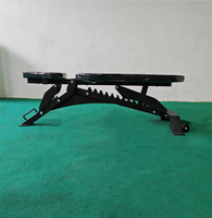 Banc de musculation réglable multifonctionnel pour exercices de sit-up et de musculation