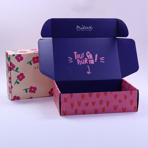 Caja de Cartón para Envíos Postales con Logotipo de Marca OEM Personalizado, Hecha de Papel Corrugado para Empaque, Envío y Transporte de Prendas - Product Image 6