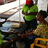 Lecteur d'empreintes digitales biométrique portable HFSecurity Huifan HF7000 avec SDK pour les élections présidentielles en Angola