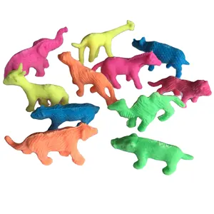 Les mini animaux poussent dans l'eau Jouets pour jouets Capsule 32mm