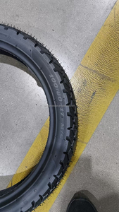 <span class=keywords><strong>Pneu</strong></span> de moto tout-terrain sans chambre à air 130/70-13 110/80-<span class=keywords><strong>14</strong></span>, vente en gros d'usine, pour motocross - Product Image 4