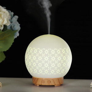Difusor de Aroma de Cerámica con Diseño de Flor de Ciruelo, Humidificador con Luz LED de 0.5-1L, Purificador de Aire para Dormitorio, Eléctrico de 24V, Temporizador de 2-8H - Product Image 4