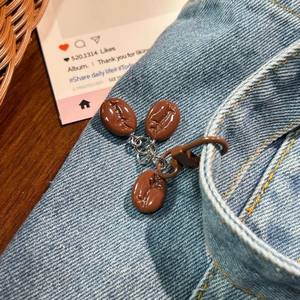 CHENXI Diseño Creativo Nuevo Llavero con Anillo, Mini Colgante de Resina de Grano de Café, Llaveros Metálicos, Colgante de Aceite Labial - Product Image 3