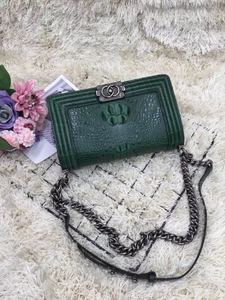 Sac à bandoulière/croisé de luxe pour femme en cuir véritable 100 %, grande capacité, imperméable, durable, avec fermeture à bouton, de marque - Product Image 6