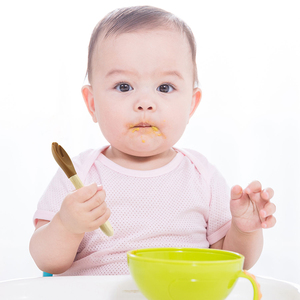 BHD Offre Spéciale – Ensemble Cuillère et Fourchette en Silicone à Pointe Souple de Qualité Alimentaire pour Bébé, Sans BPA, avec Manche en Bois pour Enfants - Product Image 6