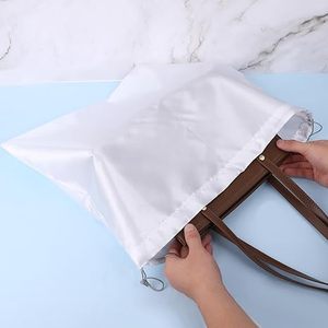 Bolsa de Lujo Grande de 40*30CM con Patrón Geométrico, Bolsas de Regalo Personalizadas con Asa de Cuerda y Cierre de Cordón - Product Image 4