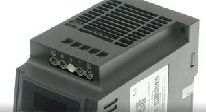 Venta caliente 2.2kW Mini Solar <span class=keywords><strong>Variable</strong></span> Inversor de baja frecuencia 2000W 220V Pequeño VFD Motor trifásico DC y <span class=keywords><strong>AC</strong></span> Servo <span class=keywords><strong>Drive</strong></span> - Product Image 6