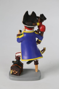 Figura de Gnomo Pirata con Cofre <span class=keywords><strong>del</strong></span> <span class=keywords><strong>Tesoro</strong></span> de Resina para Decoración de Halloween y Cuarto de Hombre - Product Image 4
