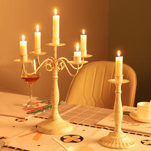 Chandelier en fer de style européen antique à 3 têtes, base ronde, pour dîner romantique, décoration de la Saint-Valentin, ornement de table à la maison - Product Image 2