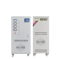 Régulateur de tension automatique triphasé AC étanche pour extérieur 10kVA 20kVA pour chantiers de construction