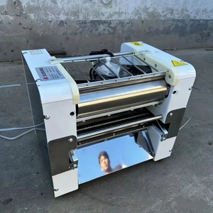 <span class=keywords><strong>Laminoir</strong></span> <span class=keywords><strong>à</strong></span> <span class=keywords><strong>pâte</strong></span> <span class=keywords><strong>électrique</strong></span> commercial de table en acier inoxydable, machine automatique <span class=keywords><strong>à</strong></span> pâtes pour restaurant - Product Image 6