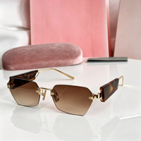 Lunettes de soleil unisexes de haute qualité, jaunes et violettes, petites, carrées, à monture intégrale, avec verres dégradés, protection UV %, pour activités de plein air