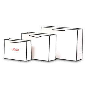 Sacs à provisions en papier pour cadeau en carton personnalisé avec vos propres logos - Product Image 1