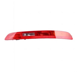 Feu arrière de pare-chocs OEM 8U0945095 8U0945096, feu stop, feu antibrouillard pour AUDI Q3 Q3PA 8U0 2016-2018 - Product Image 2