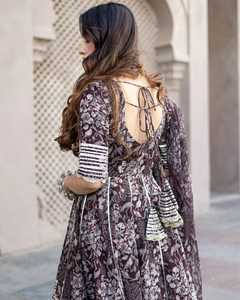 ชุดเสื้อ Anarkali สั้นสำหรับงานแต่งงานและงานปาร์ตี้ - Product Image 2