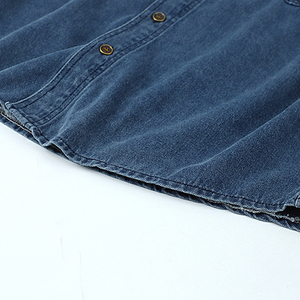 Camicette in denim da <span class=keywords><strong>donna</strong></span> classiche <span class=keywords><strong>autunno</strong></span>/<span class=keywords><strong>inverno</strong></span>, modello regular, tinta unita blu scuro, in popeline traspirante ed ecologico, con chiusura frontale ODM - Product Image 4