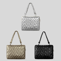 Étui pour ordinateur portable noir brillant sophistiqué 13 pouces, sac à bandoulière matelassé pour tablette, doublure en velours, fournisseur d'usine sur mesure