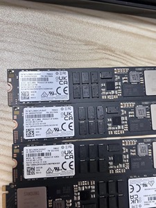 HORNG SHING Disque SSD utilisé MZ1L2960HCJR-00A07 PM9A3 M.2 960G SATA 6Gbps SSD - Product Image 4