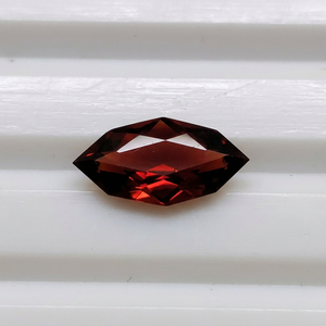 Natural Mahenge <b>Garnet</b> Loose Gemstone Red Mineral Stone Jewelry Setting Marquise Cut - Product Image 1