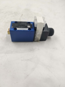 Électrovanne de commande hydraulique 4WE10E33 CG24N9K4 4WE10E CW100N9K4, gamme haute pression 350 bars, débit élevé jusqu'à 40 L/min pour une hydraulique efficace - Product Image 2