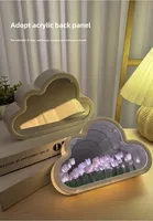 Lampe de nuit créative en forme de fleurs de tulipes et de nuages, lumière d'ambiance transparente, cadeau pour les amoureux Qixi, décoration de bureau en PVC