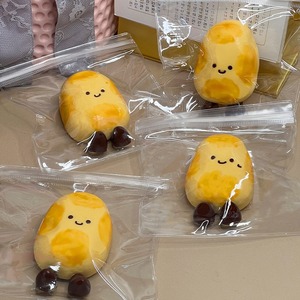 Jouet Squishy TPR en forme de pain de pomme de terre mignon, simulation alimentaire, à récupération lente, jouet anti-stress et de décompression - Product Image 1