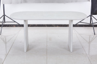 Table à manger moderne aspect béton blanc dessus de table et pieds en MDF avec finition papier pour la vente en gros