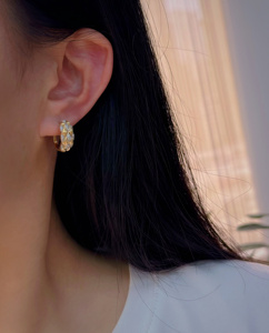 เครื่องประดับซินฟลายสำหรับผู้หญิง ทองคำแท้ 18K ต่างหูเพชรธรรมชาติ สำหรับงานแต่งงาน วันเกิด วันครบรอบ ของขวัญสำหรับคุณแม่ แฟนสาว - Product Image 2