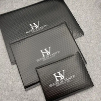 2025 personnalisé imprimé noir givré en plastique fermeture éclair sac recyclable en gros vêtements emballage noir commandes personnalisées acceptées