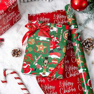 Papier d'emballage de Noël motif Casse-Noisette Rouge Vert, Père Noël, Canne et Bonbons, Papier d'emballage rouge double face - Product Image 2
