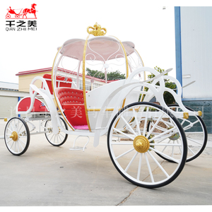 Carruaje de Calabaza Dorado de Cenicienta Motorizado e Iluminado de Alta Calidad para Bodas - Product Image 1
