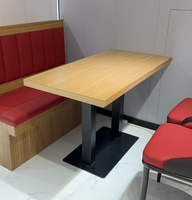 Tables de salle à manger de restaurant en bois massif stratifié MDF carrées sur mesure