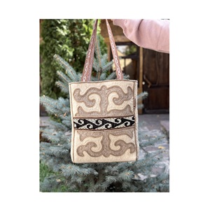 Bolso de compras de fieltro ecológico hecho a mano único, accesorio de moda funcional para uso diario, Baibol Corporate Group Limited - Product Image 1