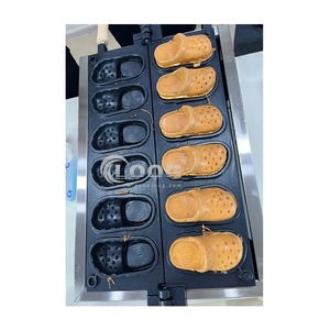 เครื่องทำวาฟเฟิลรูปรองเท้าคร็อกส์ สเตนเลสสตีล แบบไม่ติดกระทะ ใช้ไฟฟ้า สำหรับทำขนมชีสรูปรองเท้า ขนมแพนเค้ก เหมาะสำหรับร้านขายอาหารริมทาง - Product Image 1