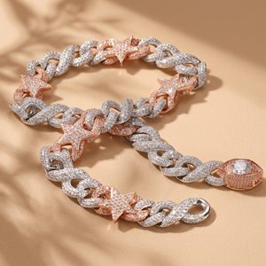 สร้อยคอฮิปฮอปแบบ Cuban Link พร้อมจี้รูปดาวประดับเพชร Pavé สีเงินและโรสโกลด์ สำหรับทุกเพศ - Product Image 1