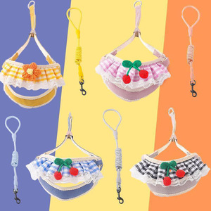 Harnais pour animaux de compagnie avec laisse réglable pour petits chiens et chats, design à carreaux mignon avec décorations cerises ou fleurs - Product Image 1