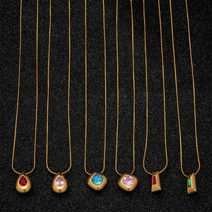 Nuova Collana con Ciondolo 2026 in Acciaio Inossidabile con Zirconi Colorati Taglio Cuscino, Stile Ins, per Negozi Indipendenti Shopify - Product Image 3