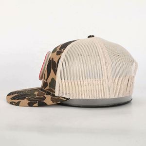 Casquette Trucker en Maille Camouflage Canard Style Urbain et Professionnel, 6 Panneaux, Visière Pré-courbée 112, Logo Personnalisé BSCI OEM avec Patch Auto-agrippant - Product Image 4