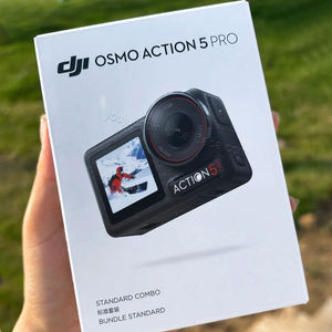 กล้อง <span class=keywords><strong>DJI</strong></span> <span class=keywords><strong>Osmo</strong></span> <span class=keywords><strong>Action</strong></span> 5 Action5 Pro วิดีโอสปอร์ต 4K พร้อมส่ง ของแท้ <span class=keywords><strong>OSMO</strong></span> <span class=keywords><strong>Action</strong></span> 5 Pro ชุดมาตรฐาน คอมโบผจญภัย กันน้ำ - Product Image 2