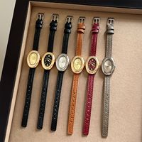 Jam Tangan Berbentuk Oval Warna Emas Kecil Jam Tangan Sederhana dan Elegan dengan Tali Kulit