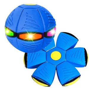 Hot Selling Outdoor Kids LED Toys Bouncing Flat Deformation Vent Throw Disc Lighting Ball Ufo Magic Flying Saucer Ball