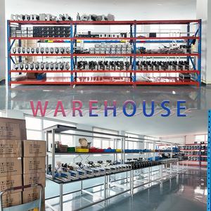 Codeur d'encre automatique multi-têtes à séchage rapide pour dates de péremption et numéros de lots sur sacs en papier et bonbons - Product Image 3