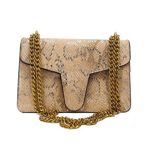 Venta al por Mayor Directa de Fábrica, Elegantes Bolsos de Hombro para Mujer, Bolso Bandolera con Cadena, Bolso Pequeño de Moda Simple para Mujer - Product Image 3