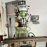Fraiseuse à tourelle verticale d'occasion légère avec axes de déplacement, formation clé, pièces techniques, vidéo de vente, usine, seconde main