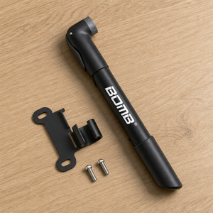 Pompe à vélo miniature BOMB en alliage d'aluminium, valve Presta, pompe manuelle pour le cyclisme, haute pression 130-160 PSI avec manomètre - Product Image 6