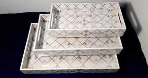 ถาดเสิร์ฟตกแต่ง MDF – ถาดไม้พิมพ์ลายสีน้ำเงินและสีทองสำหรับใช้ในบ้าน รับประทานอาหาร ชงชา และเสิร์ฟบนโต๊ะ - Product Image 6