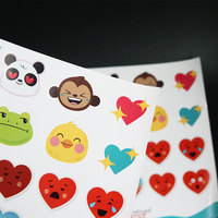 Etiquetas Impermeables Personalizadas con Dibujos Animados, Papel Adhesivo Impermeable A4 AI/PDF/PSD/CDR para Aplicación de Medicamentos en Botellas, Vinilo Formado CMYK