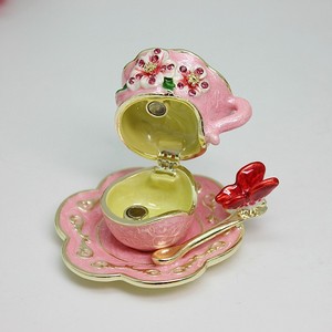 Scatola Portaoggetti Stile Europeo per Bomboniere, Tazza da Caffè Smaltata con Decorazione a Farfalla, Nuovo Stile di Portagioie - Product Image 4