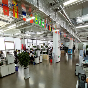 BIOBASE Penggoyang Laboratorium Berkapasitas Besar Tipe Desktop Berkinerja Tinggi Penggoyang Putar Tipe Kecil Penjepit Beberapa Flask untuk Laboratorium - Product Image 3