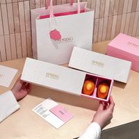 Maßgefertigte Luxus Biologisch Abbaubare Lebensmittelechte Kraftpapiertüte mit Flachgriffen Holografisches Logo Quadratischer Boden Einweg-Brot-Einkaufstüte